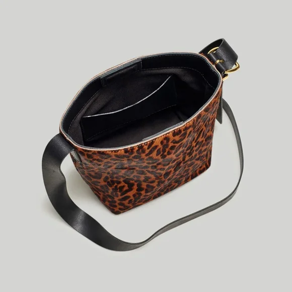 NWT Madewell - The Essential Mini Bucket Tote in Calf Hair - Picture 3 of 3